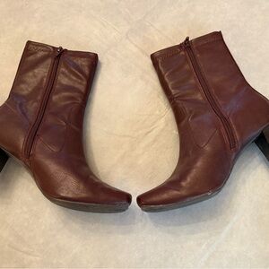 AEROSOLES Maroon Heeled Boots